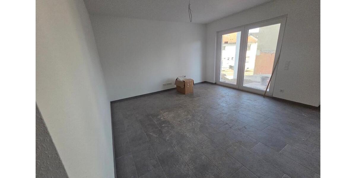 Etagenwohnung Riegelsberg - 3 Zimmer, 85 m&sup2;, 900&euro; | Angebot:25329306