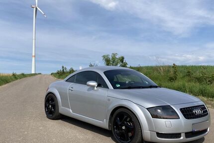Audi TT 197.654 km 9.500 &euro; Homburg 66424