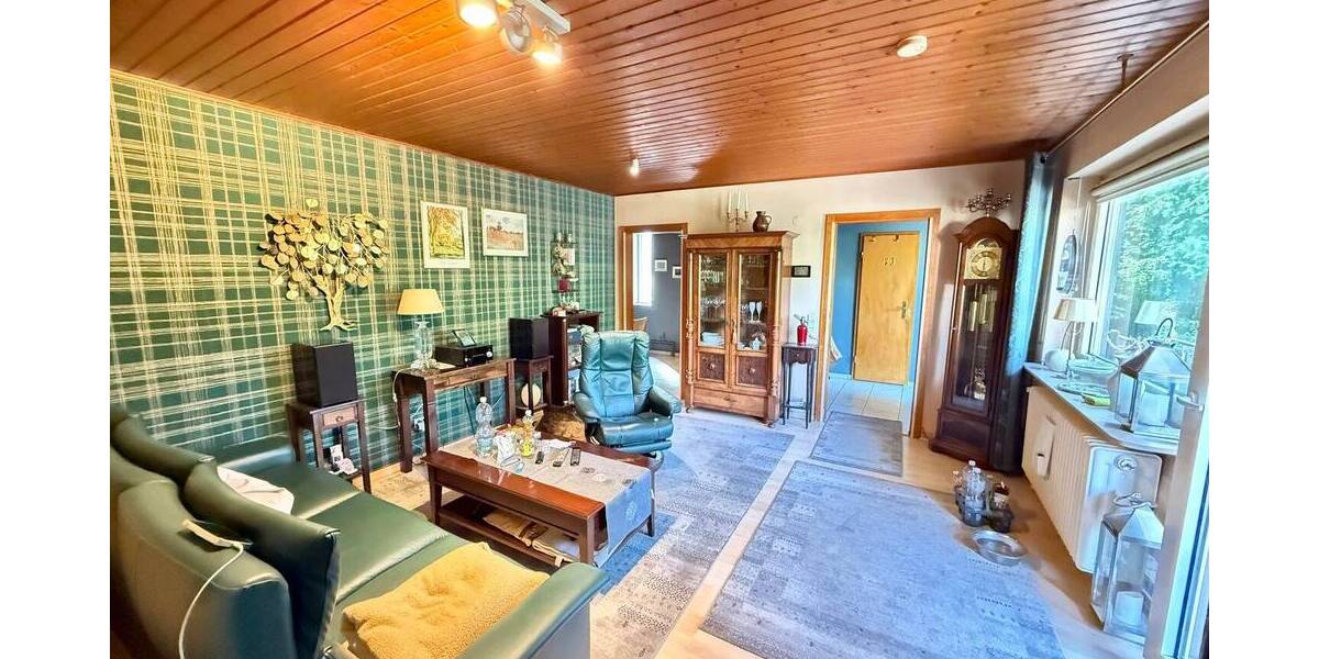 Mehrfamilienhaus, Wohnhaus Saarbrücken / Bischmisheim Bischmisheim - 7 Zimmer, 170 m&sup2;, 245.000&euro; | Angebot:25668691