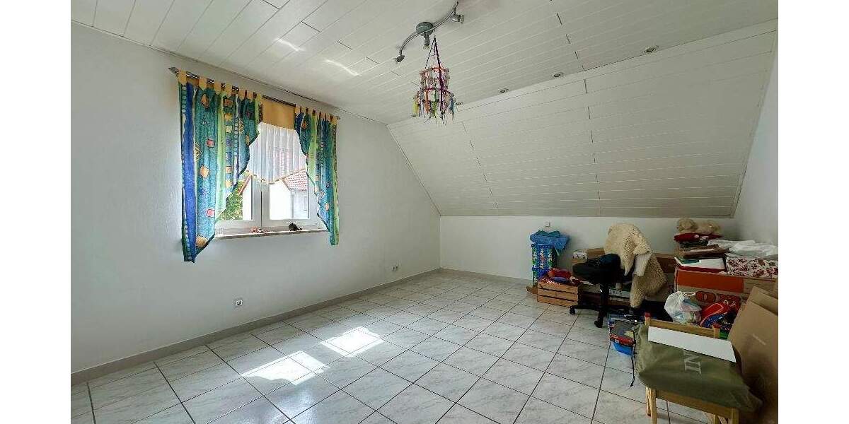 Mehrfamilienhaus, Wohnhaus Blieskastel Niederwürzbach - 5 Zimmer, 190 m&sup2;, 299.000&euro; | Angebot:25705994