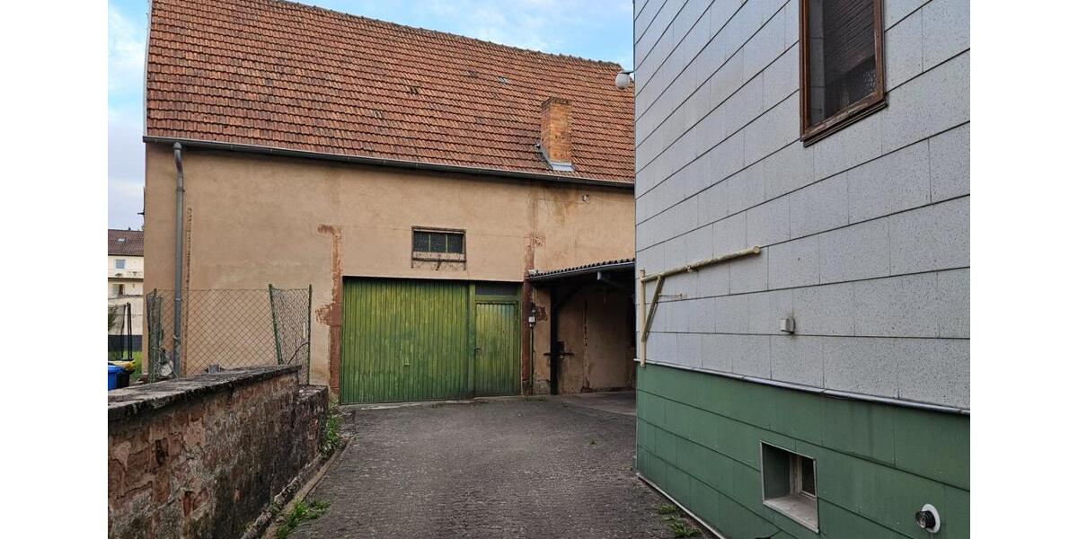 Einfamilienhaus Zweibrücken - 6 Zimmer, 125 m&sup2;, 187.000&euro; | Angebot:25057041