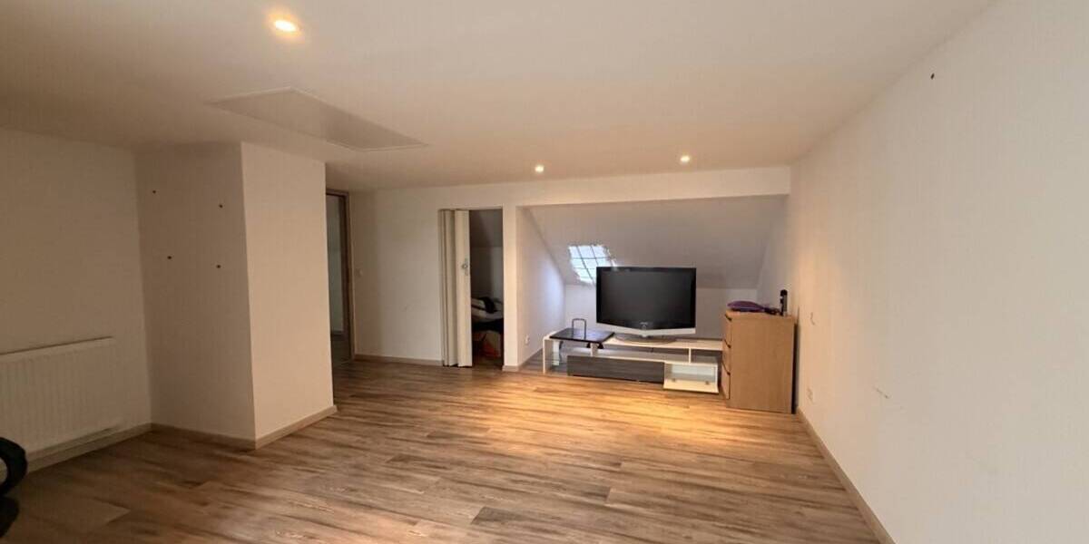 Mehrfamilienhaus, Wohnhaus Schiffweiler - 6 Zimmer, 184 m&sup2;, 265.000&euro; | Angebot:26290831