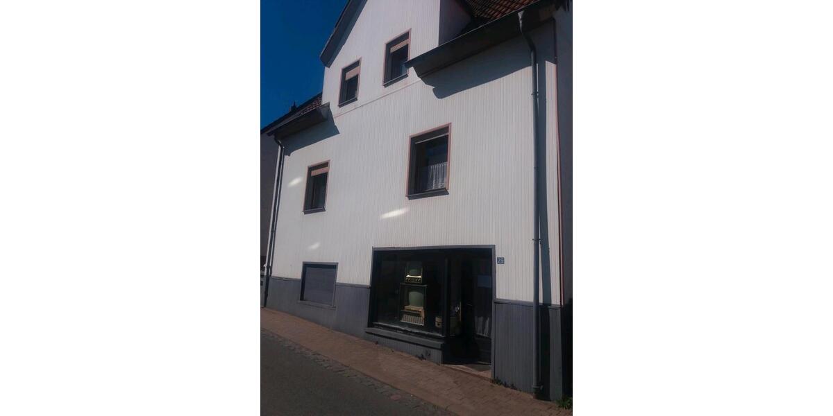 Einfamilienhaus Breitenbach - 4 Zimmer, 130 m&sup2;, 119.000&euro; | Angebot:25857498