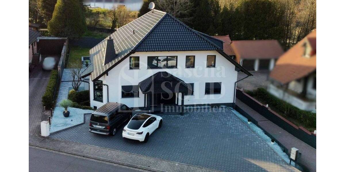 Luxuriöse Liegenschaft in Kirkel - mit Stellplätzen, Doppelgarage & Garten - keine Käuferprovision! - Villa Kirkel Kirkel-Neuhäusel | Angebot:26120749
