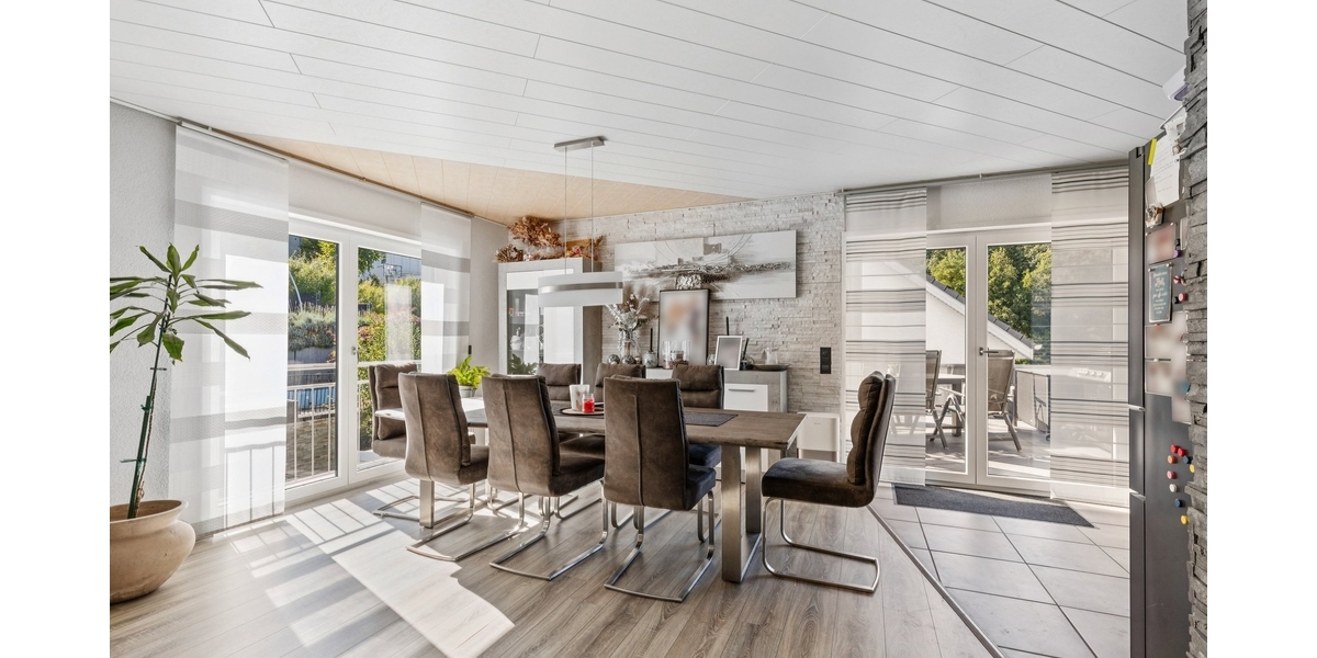 Reserviert Exklusive Stadtvilla in Thaleischweiler A+,Wärmepumpe, Jacuzzi & viele weitere Highlights - Einfamilienhaus Thaleischweiler-Fröschen Fröschen | Angebot:27267145