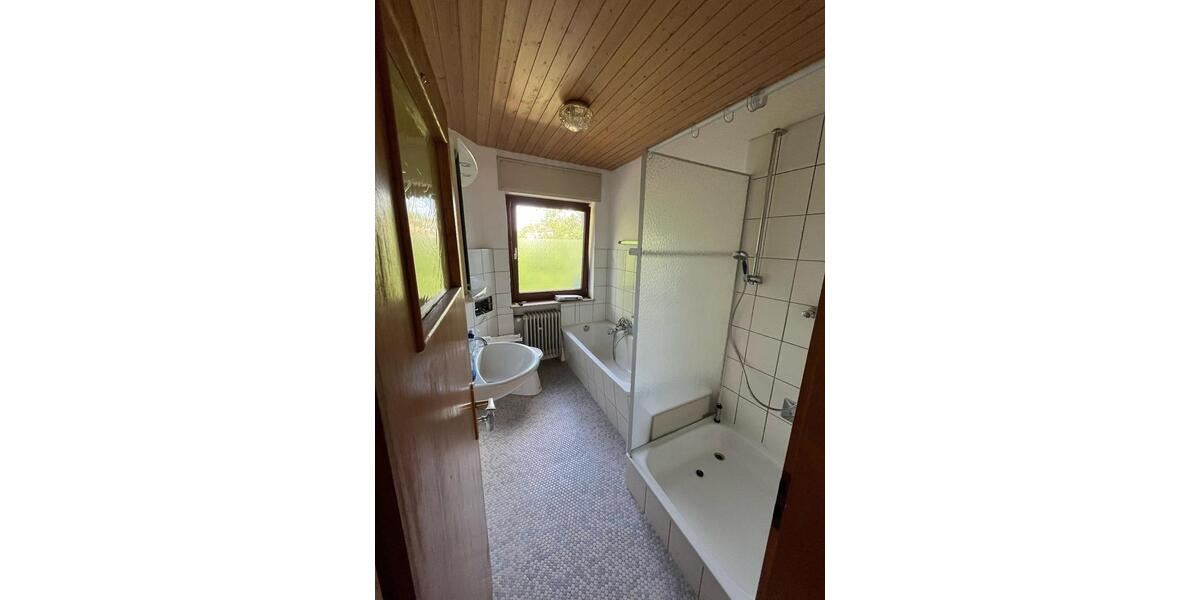 Einfamilienhaus Homburg - 6 Zimmer, 239 m&sup2;, 275.000&euro; | Angebot:25539359