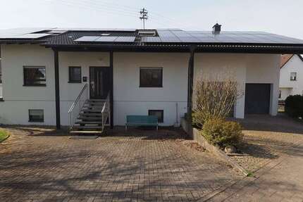 Haus Schmitshausen - 6 Zimmer, 250 m&sup2;, 1.400&euro; | Angebot:25903279