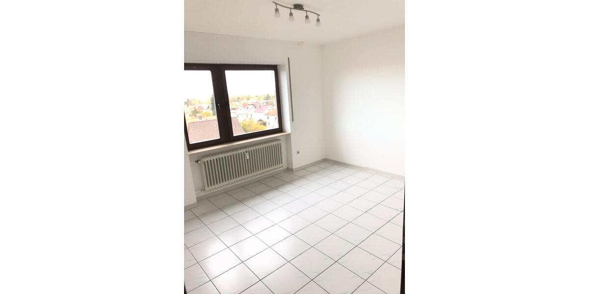 Etagenwohnung Queidersbach - 3.5 Zimmer, 106 m&sup2;, 895&euro; | Angebot:25422550