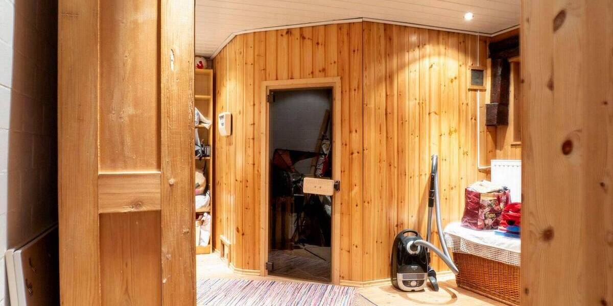 Mehrfamilienhaus, Wohnhaus Blieskastel Breitfurt - 7 Zimmer, 241 m&sup2;, 299.000&euro; | Angebot:25667229