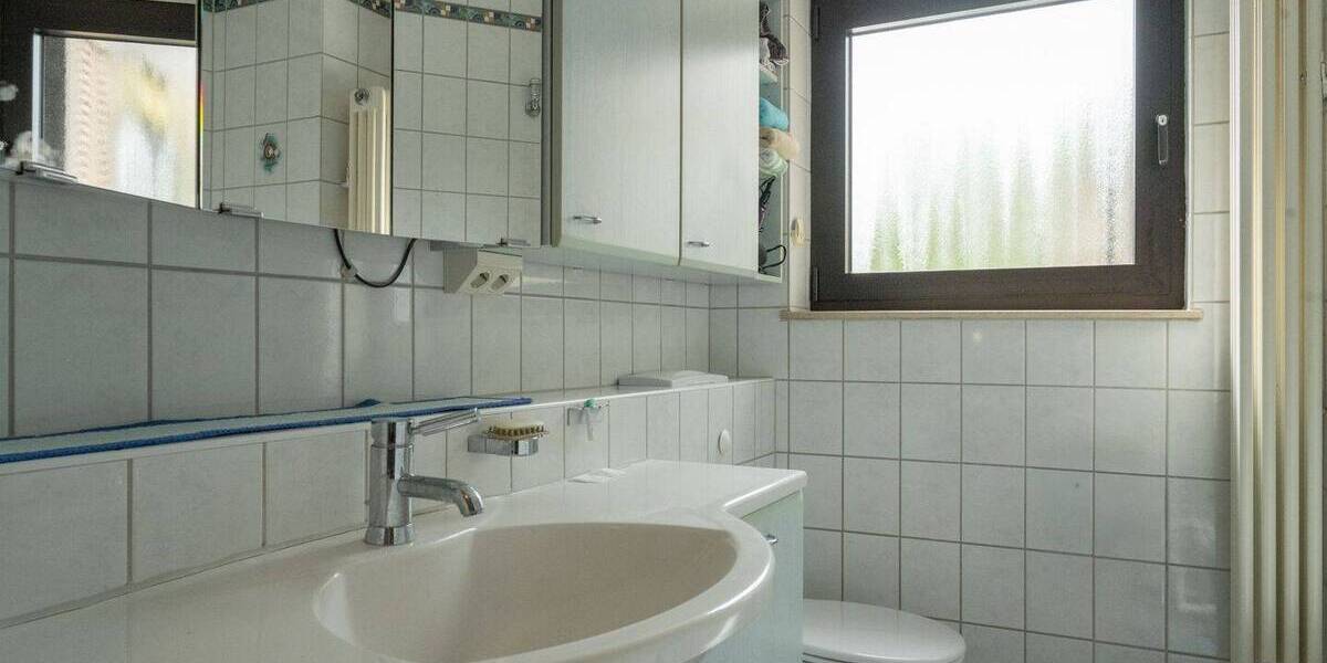 Einfamilienhaus Saarbrücken Malstatt - 7 Zimmer, 134 m&sup2;, 349.000&euro; | Angebot:26741535