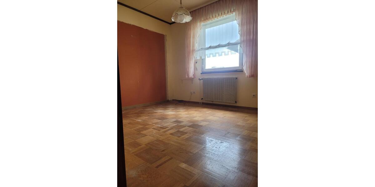Bungalow Kirkel - 5.5 Zimmer, 146 m&sup2;, 259.000&euro; | Angebot:26859067