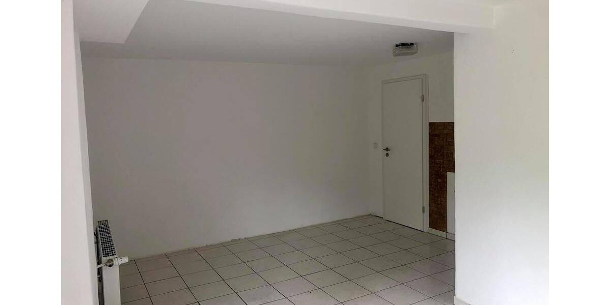 Etagenwohnung Heusweiler - 1.5 Zimmer, 27 m&sup2;, 280&euro; | Angebot:25322322
