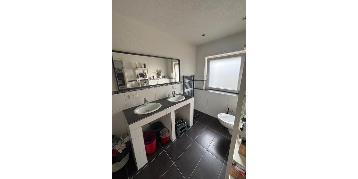 Einfamilienhaus Kirkel - 7 Zimmer, 190 m&sup2;, 390.000&euro; | Angebot:26068288