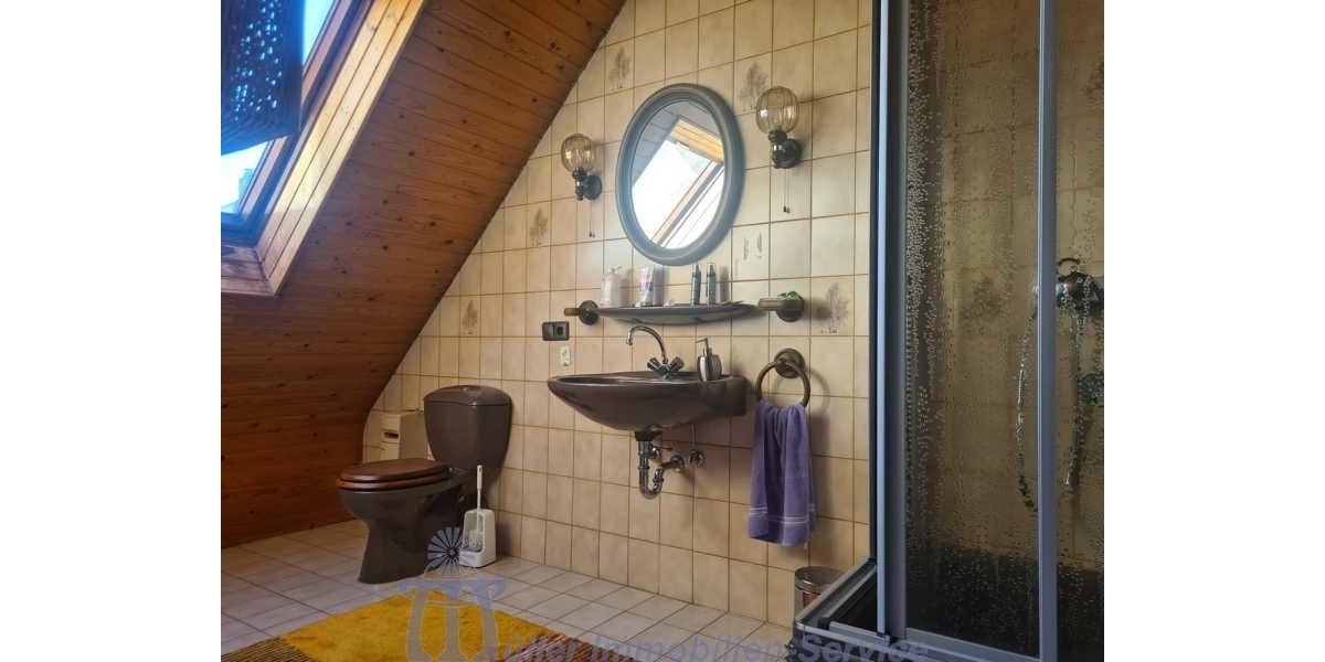 Topgepflegtes 1- bis 2-Familienhaus in Bexbach - Einfamilienhaus Bexbach | Angebot:20764137