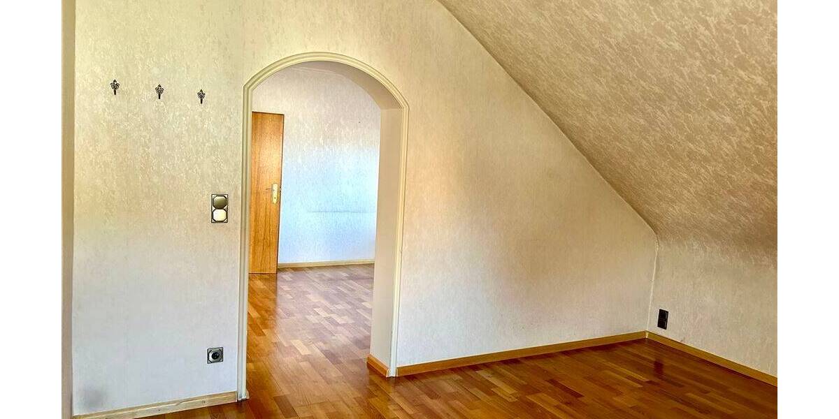 Mehrfamilienhaus, Wohnhaus Quierschied - 8 Zimmer, 198 m&sup2;, 287.000&euro; | Angebot:25745731