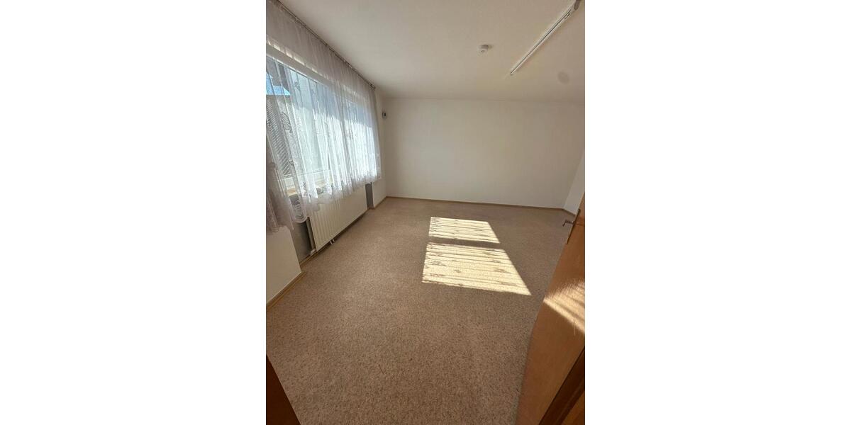 Einfamilienhaus Weilerbach - 7 Zimmer, 188 m&sup2;, 1.350&euro; | Angebot:26619721