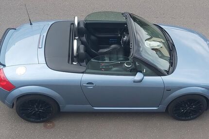 Audi TT 118.000 km 8.600 &euro; Homburg 66424
