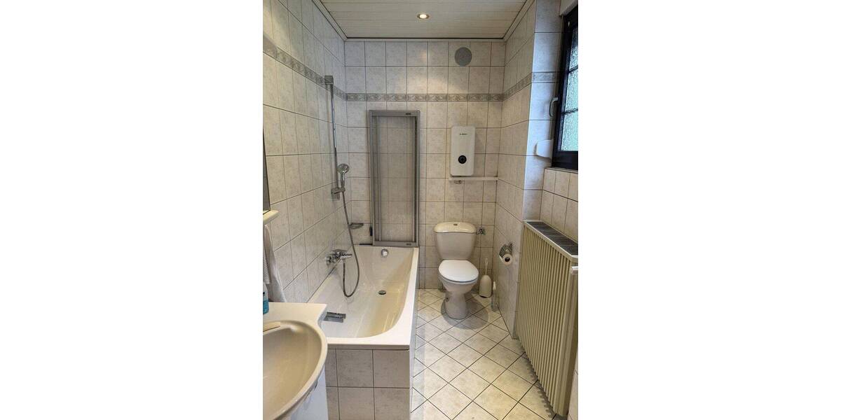 Einfamilienhaus Saarbrücken Dudweiler - 7 Zimmer, 140 m&sup2;, 199.000&euro; | Angebot:26840946