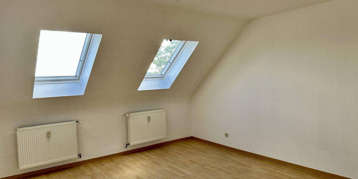 Etagenwohnung Saarbrücken Alt-Saarbrücken - 3 Zimmer, 98 m&sup2;, 950&euro; | Angebot:26897076