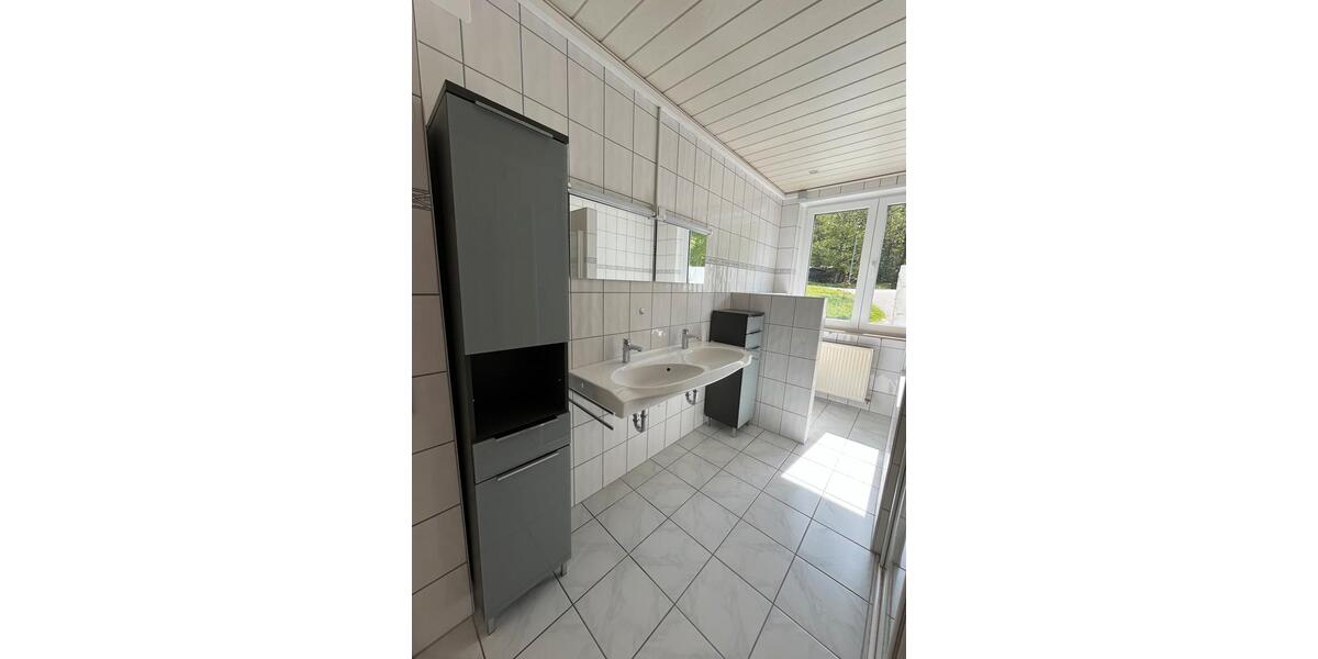 Erdgeschoßwohnung Homburg - 3 Zimmer, 92 m&sup2;, 850&euro; | Angebot:26042099