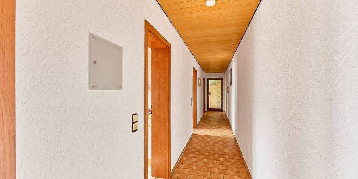 Einfamilienhaus Battweiler - 8 Zimmer, 229 m&sup2;, 245.000&euro; | Angebot:25691413