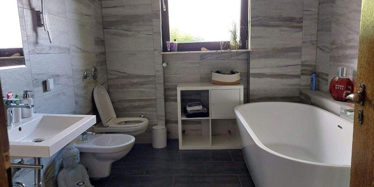 Bungalow Freisen Reitscheid - 8 Zimmer, 290 m&sup2;, 445.000&euro; | Angebot:26156526