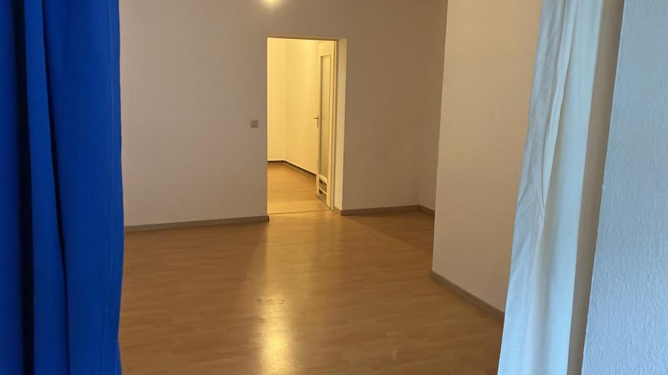 Etagenwohnung Saarbrücken Eschberg - 1 Zimmer, 33 m&sup2;, 79.000&euro; | Angebot:26114397