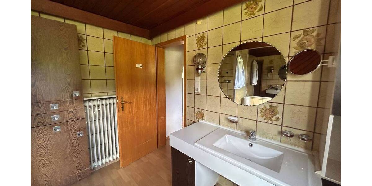 Mehrfamilienhaus, Wohnhaus Pirmasens Innenstadt - 6 Zimmer, 169 m&sup2;, 140.000&euro; | Angebot:26929907