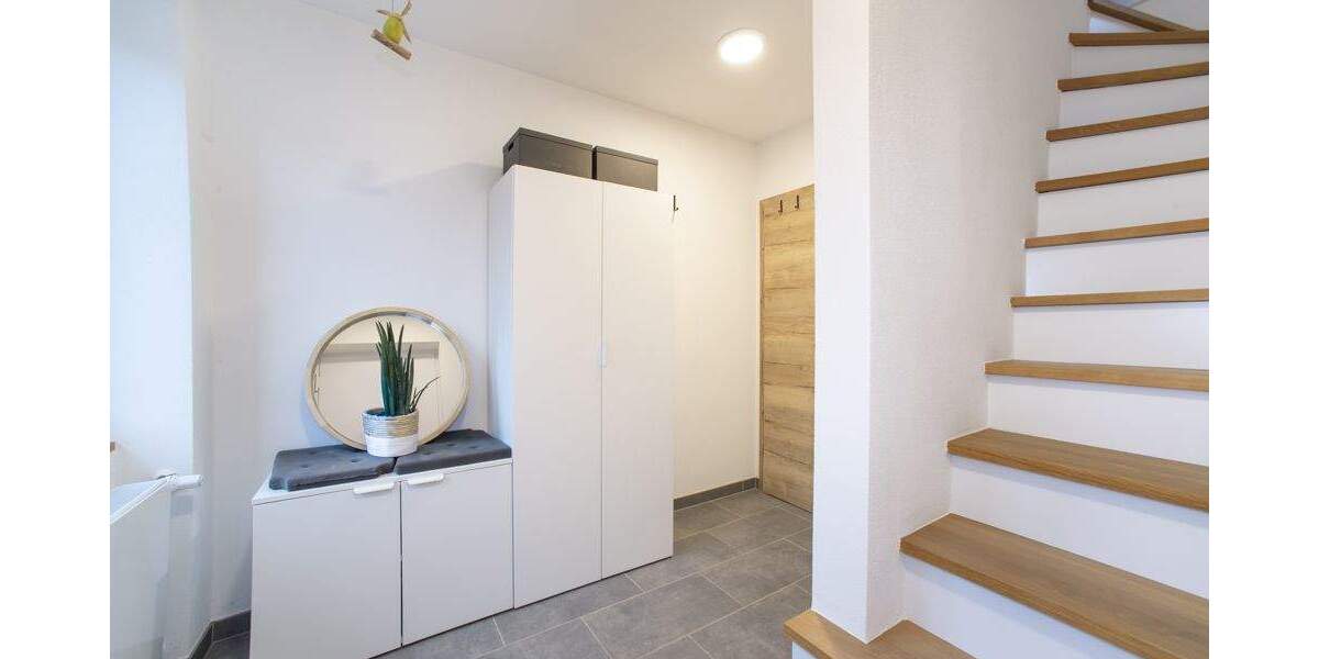 Mehrfamilienhaus, Wohnhaus Illingen / Uchtelfangen Uchtelfangen - 4 Zimmer, 118 m&sup2;, 210.000&euro; | Angebot:25799965