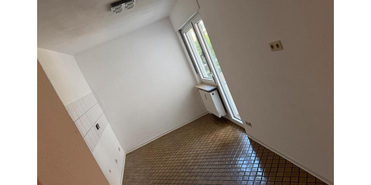 Erdgeschoßwohnung Saarbrücken Dudweiler - 4 Zimmer, 102 m&sup2;, 196.500&euro; | Angebot:26794614