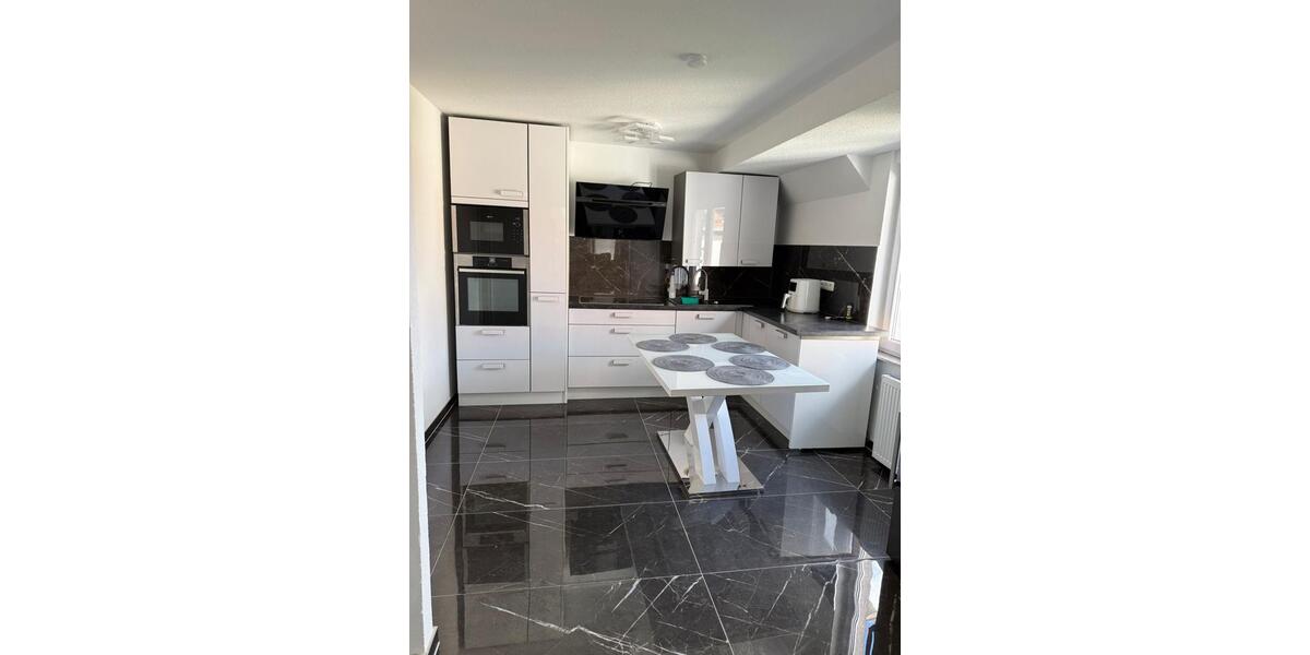 Dachgeschoßwohnung Pirmasens - 2 Zimmer, 53 m&sup2;, 89.000&euro; | Angebot:26826507