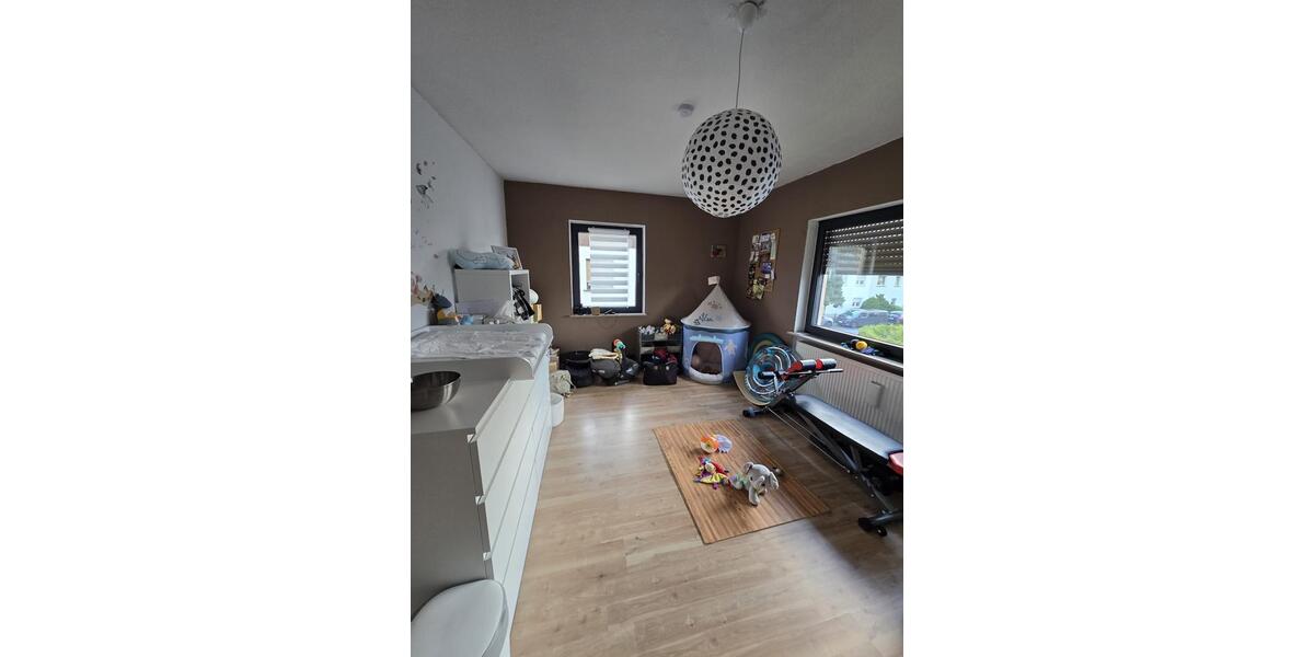 Etagenwohnung Homburg - 3 Zimmer, 83 m&sup2;, 899&euro; | Angebot:25960922