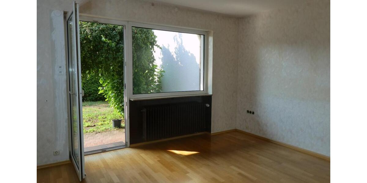 Reihenhaus Saarbrücken Brebach-Fechingen - 6 Zimmer, 195 m&sup2;, 348.000&euro; | Angebot:27166522