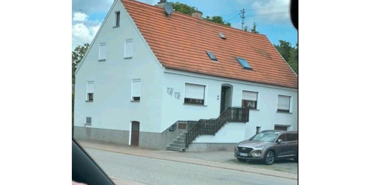 Einfamilienhaus Gries - 10 Zimmer, 200 m&sup2;, 175.000&euro; | Angebot:26221666