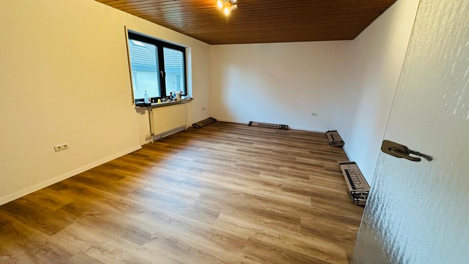 Erdgeschoßwohnung Hermersberg - 3 Zimmer, 90 m&sup2;, 930&euro; | Angebot:25998431