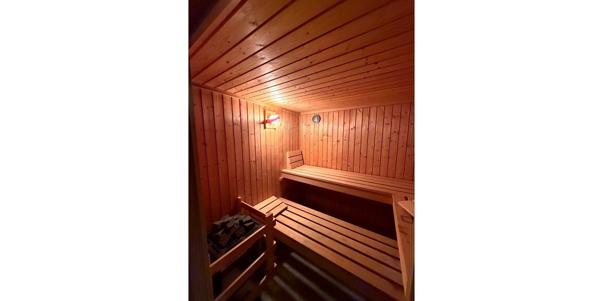 - REDUZIERT- Liebhaber aufgepasst: Modernisierter Wohlfühl-Bungalow mit Sauna in Weilerbachs Toplage - Einfamilienhaus Weilerbach | Angebot:24408681