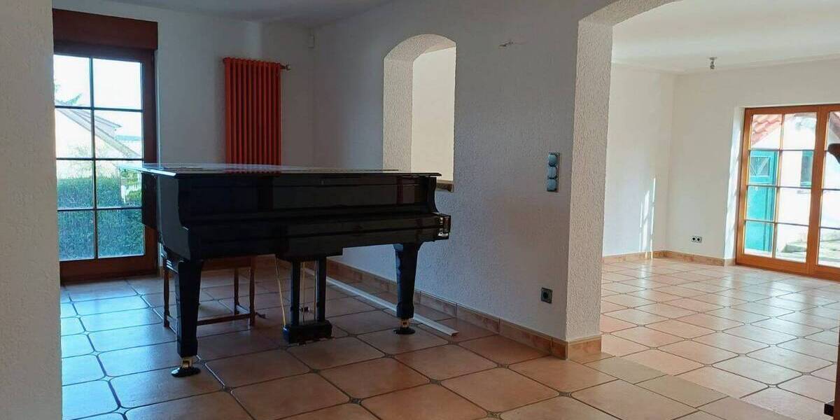 Mehrfamilienhaus, Wohnhaus Sankt Ingbert St. Ingbert - 6 Zimmer, 180 m&sup2;, 645.000&euro; | Angebot:26258489