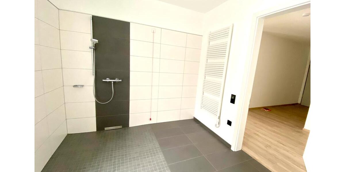 Erdgeschoßwohnung Sankt Ingbert - 2 Zimmer, 121 m&sup2;, 1.500&euro; | Angebot:24536302