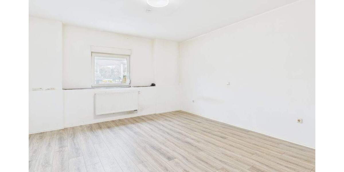 Mehrfamilienhaus, Wohnhaus Eppelborn / Wiesbach Wiesbach - 7 Zimmer, 239 m&sup2;, 195.000&euro; | Angebot:25687894