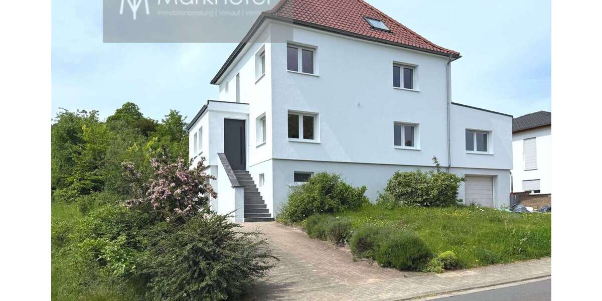 Einfamilienhaus Bexbach - 7 Zimmer, 250 m&sup2;, 599.000&euro; | Angebot:26505365