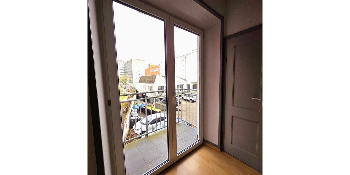 Etagenwohnung Saarbrücken Eschberg - 2 Zimmer, 75 m&sup2;, 750&euro; | Angebot:25385564