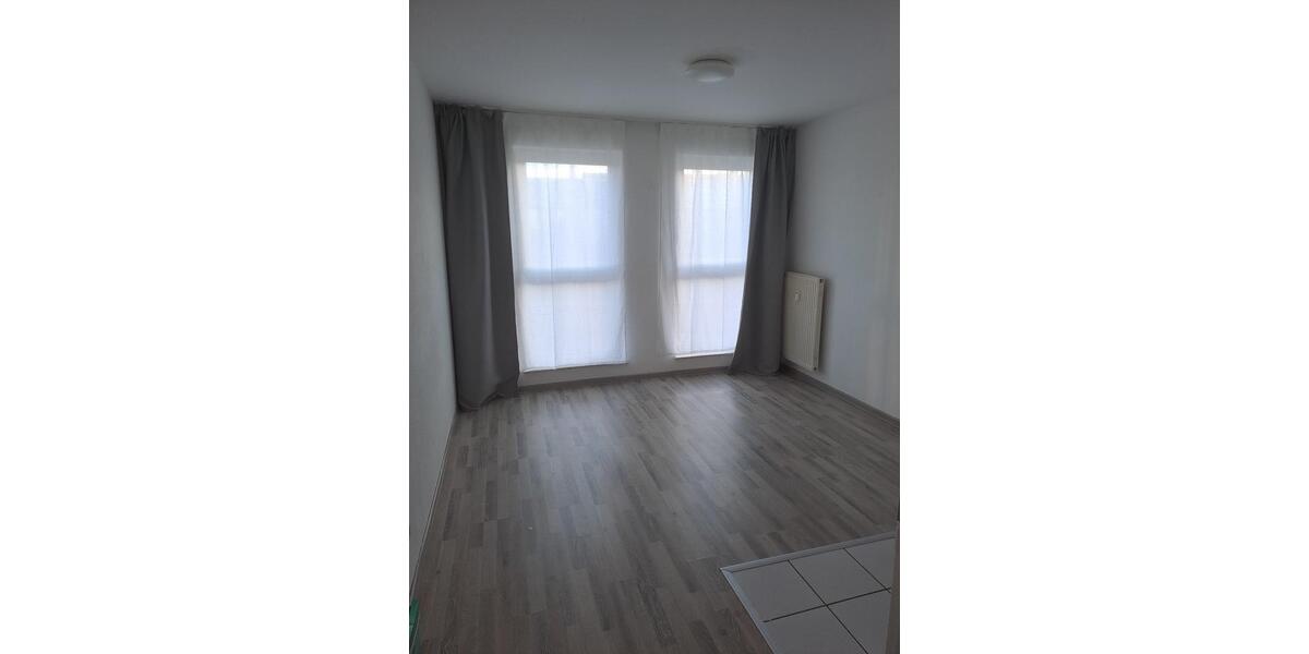 Etagenwohnung Saarbrücken - 1 Zimmer, 20 m&sup2;, 300&euro; | Angebot:25393486