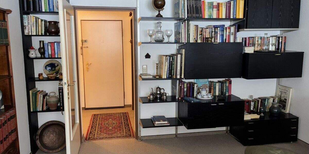 Etagenwohnung Saarbrücken Eschberg - 4 Zimmer, 99 m&sup2;, 190.000&euro; | Angebot:25665456