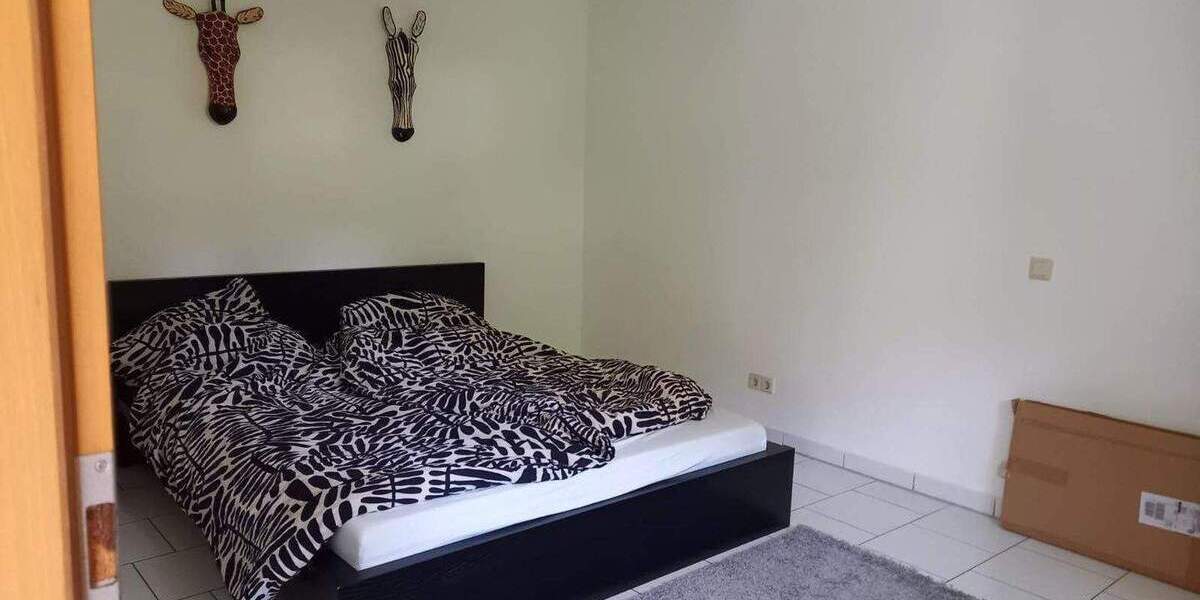 Etagenwohnung Sankt Ingbert St. Ingbert - 7 Zimmer, 200 m&sup2;, 329.000&euro; | Angebot:26787741
