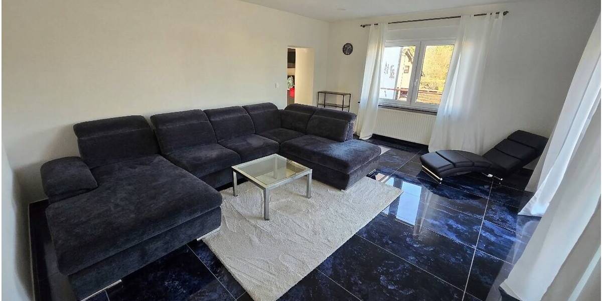 Mehrfamilienhaus, Wohnhaus Schiffweiler - 6 Zimmer, 150 m&sup2;, 274.900&euro; | Angebot:25970169