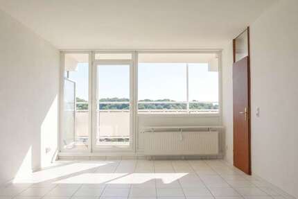 Wohnung Saarbrücken Eschberg - 3 Zimmer, 86 m&sup2;, 179.000&euro; | Angebot:27230099