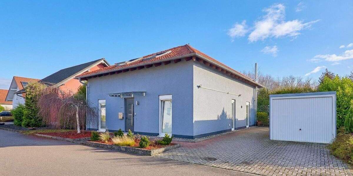 Einfamilienhaus Zweibrücken - 5 Zimmer, 182 m&sup2;, 399.000&euro; | Angebot:25737852