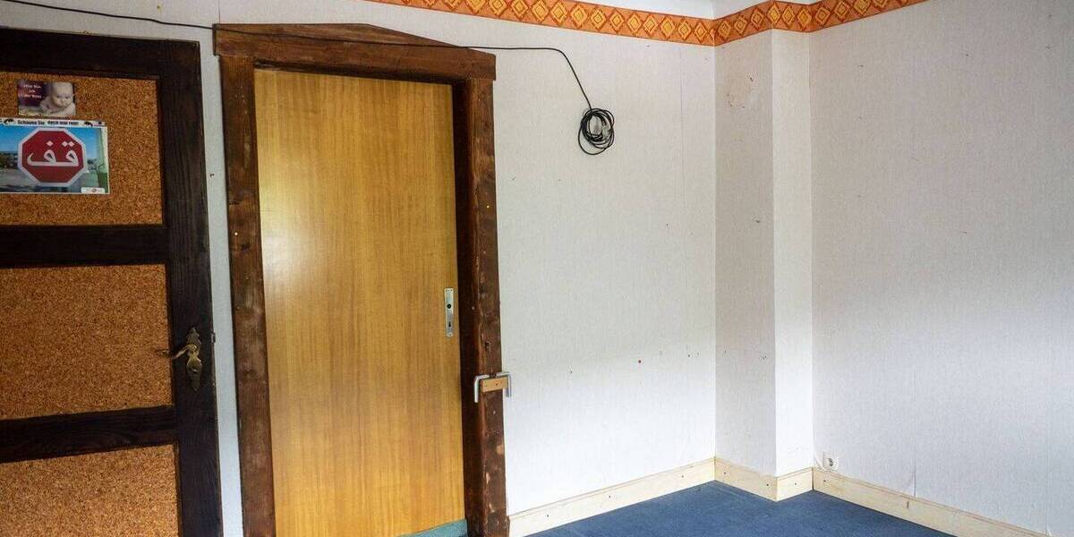 Mehrfamilienhaus, Wohnhaus Saarbrücken Scheidt - 9 Zimmer, 189 m&sup2;, 259.000&euro; | Angebot:26657625