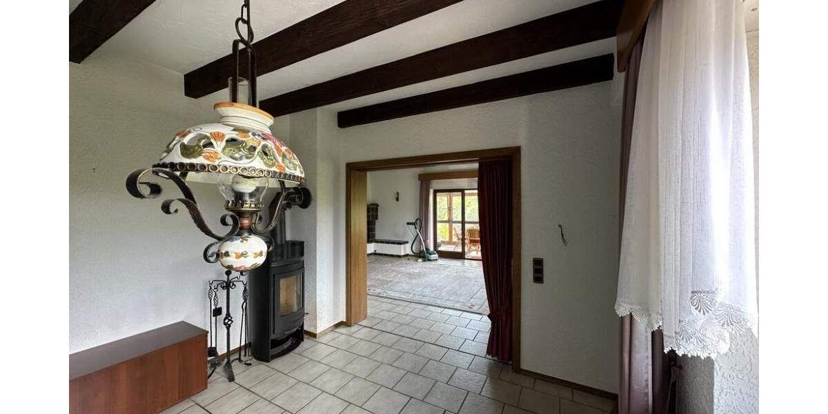 Mehrfamilienhaus, Wohnhaus Merzalben - 8 Zimmer, 255 m&sup2;, 239.000&euro; | Angebot:25777593