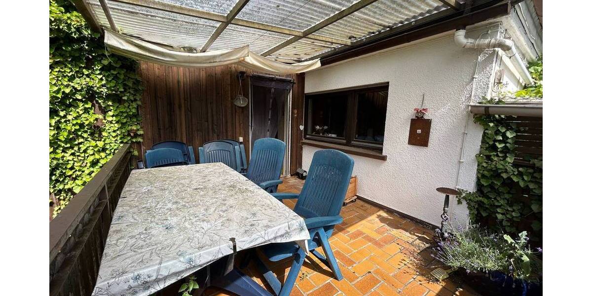 Mehrfamilienhaus, Wohnhaus Pirmasens Innenstadt - 6 Zimmer, 169 m&sup2;, 140.000&euro; | Angebot:26929907